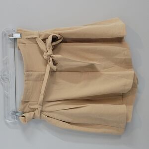 BACIO High Waist Cream Belted Pleated Shorts Size Medium Women's